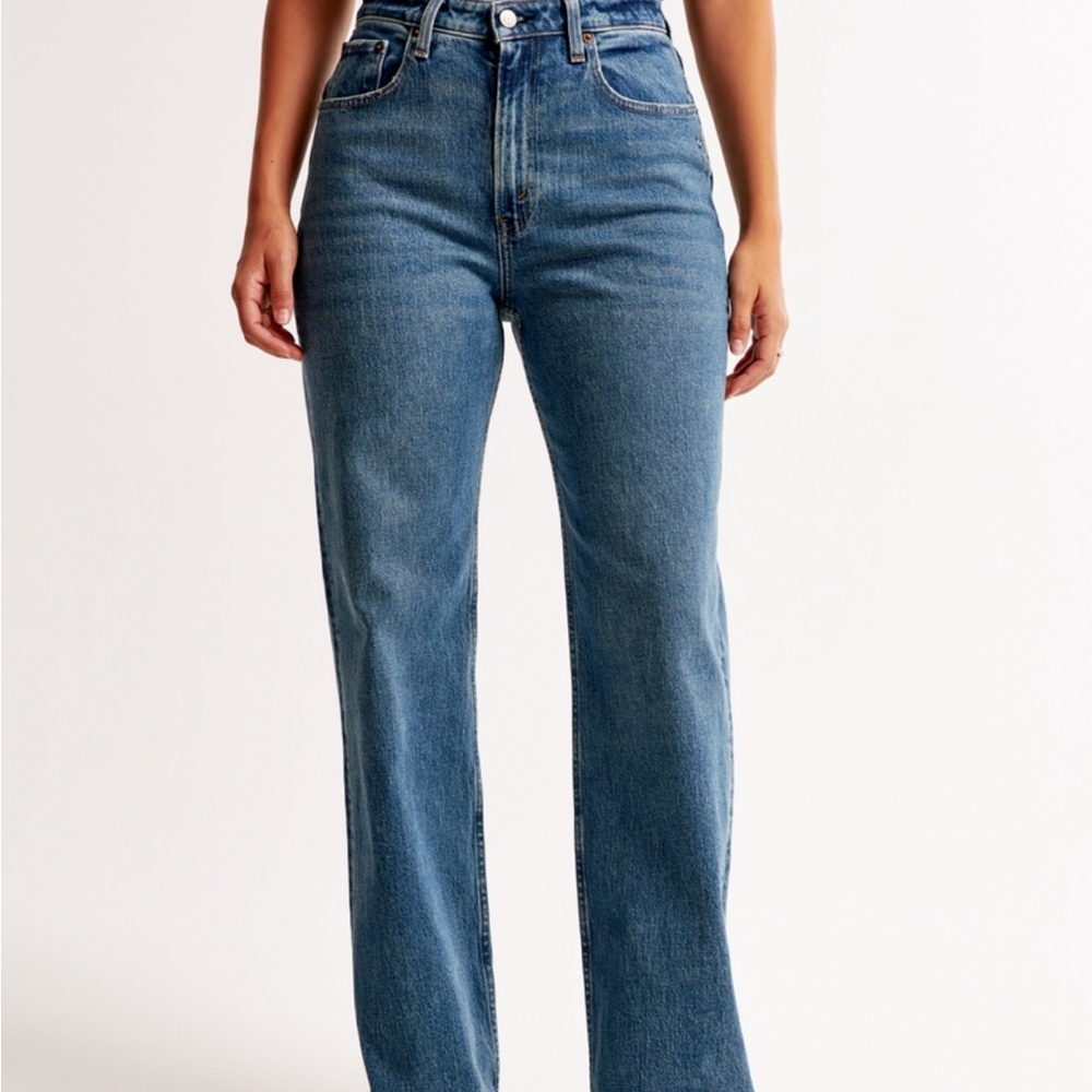 Abercrombie & Fitch Blue 90s Straight Leg Jeans
